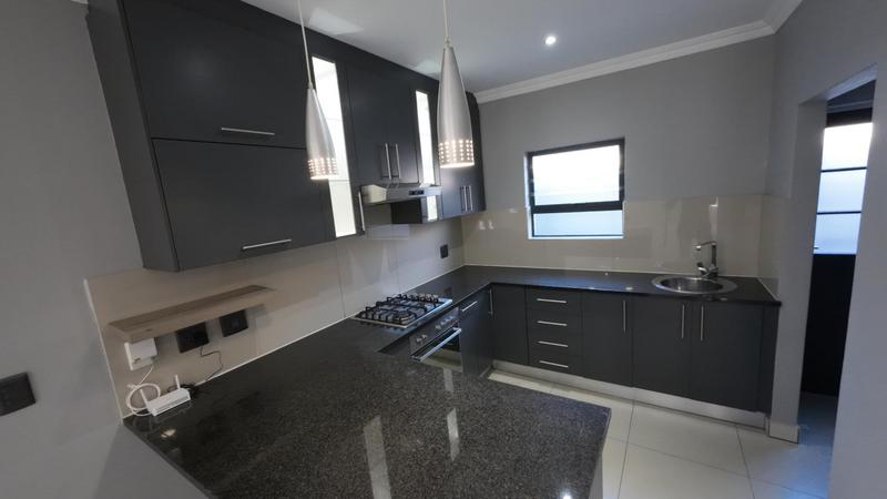 To Let 3 Bedroom Property for Rent in Parklands North Western Cape